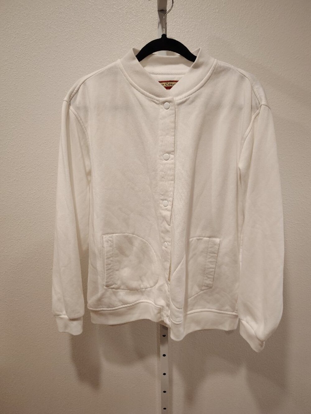 Tudor Court Women's White Snap Front Jacket Size Large Sweatshirt Cardigan